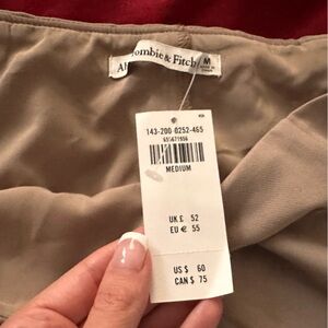 Abercrombie Women's
Menswear Mini Skort
SKU: 655671956